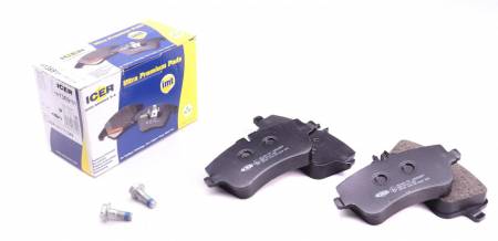 Колодки гальмівні (передні) MB C-class (W203/CL203/S203)/CLK-class (C209)/SLK-class (R171) 00-11 158 181369-701 фото товару