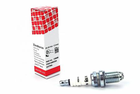 Свічка запалювання VW T5/Passat/Caddy III 1.4-2.3 94-10 101 13530 фото товару