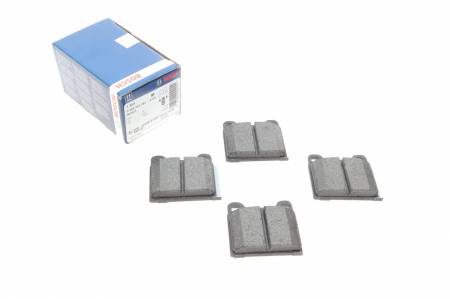 Колодки гальмівні (передні) VW Golf/Passat -83 30 0986462282 фото товару