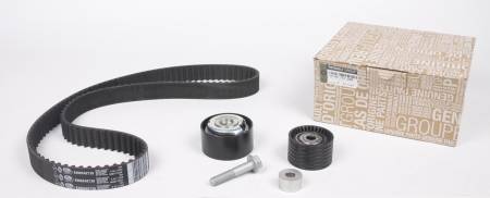 Комплект ГРМ Renault Laguna II/Megane III 1.8/2.0 01- 5562 130C13130R фото товару