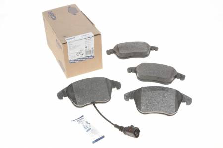 Колодки гальмівні (передні) Audi Q3 11-18/VW Passat B8 14-/Tiguan 07-/Sharan 10- (+датчик) 158 181923 фото товару