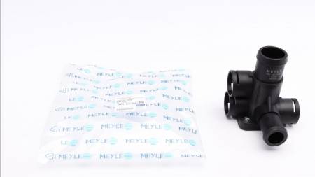 Фланець системи охолодження VW Caddy I/ Passat/T4 1.6-2.0 83-03 144 100 121 1026 фото товару