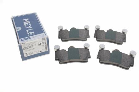 Колодки гальмівні (задні) Audi Q7/VW Touareg 2.5D-6.0D 02- 144 025 236 9417/PD фото товару