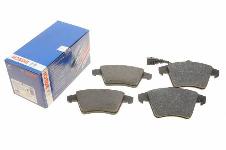 Комплект гальмівних колодок (передніх) VW Multivan/T5 03-/T6 15- (з датчиком) 30 0986494203 фото товару