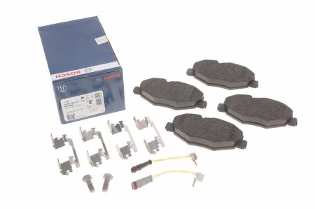 Колодки гальмівні (передні) MB E-class (W211/S211) 02-09 (+датчики) (з прижимною пластиною) 30 0986494647 фото товару