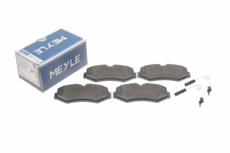 Колодки гальмівні (задні) MB Sprinter 208-316 96- (Bosch) (Platinum) 144 025 230 2118/PD фото товару