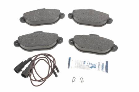 Колодки гальмівні (передні) Fiat Punto 93-00/99-10 (+датчики) 158 180953 фото товару